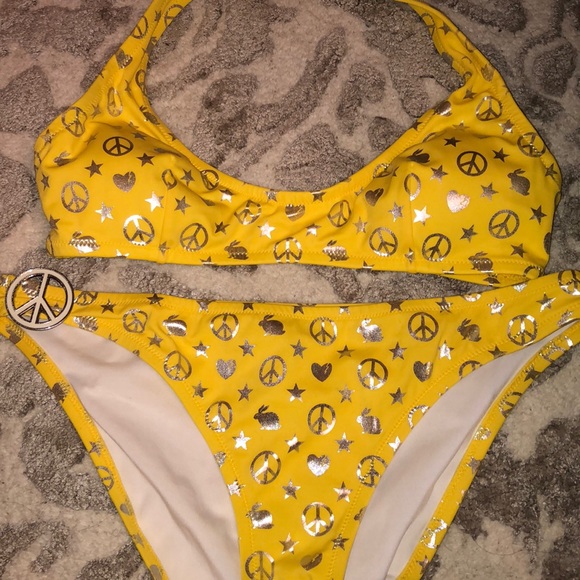 NWOT VICTORIAS SECRET swimsuit bikini - Picture 2 of 8